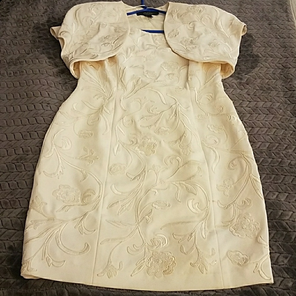 Carmen Marc Valvo Dress!